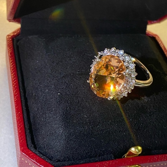 Beautiful sparkly cocktail ring - Picture 1 of 6